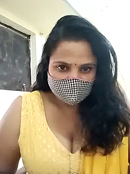 Shikha-mehra7 online show from October 31, 2025, 6:25 am