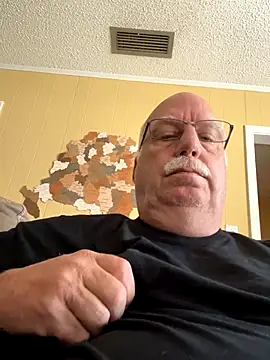 Snapshot of jimboemtp chatting on September 21, 2025, 1:57 pm jimboemtp online show from September 21, 2025, 1:57 pm