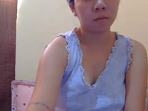 Snapshot of pretty_jana07 chatting on September 19, 2025, 12:12 am pretty jana07 online show from September 19, 2025, 12:12 am