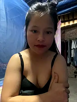 O o UwU o O online show from October 31, 2025, 2:01 am