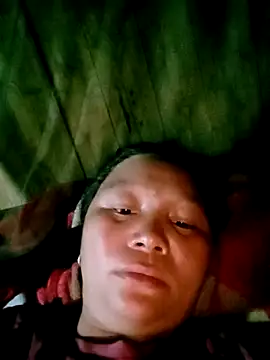 linh-miu online show from September 20, 2025, 1:56 pm