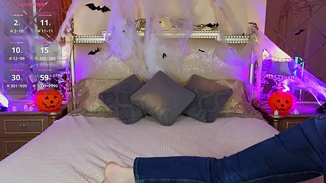 Snapshot of Katherine_Loveau chatting on October 21, 2025, 4:46 am Katherine Loveau online show from October 21, 2025, 4:46 am