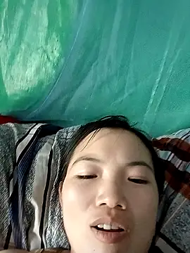 ngan-cute online show from September 22, 2025, 4:14 am