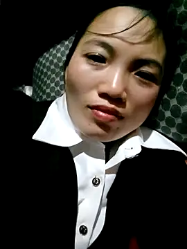 ngan-cute online show from March 17, 2026, 3:44 am