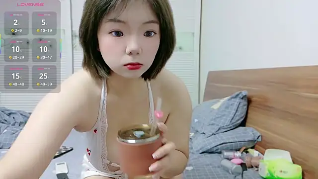 E-cup2 online show from October 20, 2025, 6:58 am