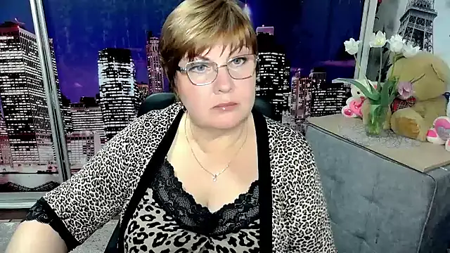 Bela Lana  online show from April 26, 2026, 5:43 pm