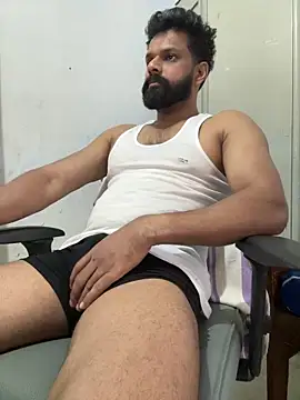 Vineeth3906 online show from May 24, 2026, 7:02 am