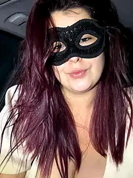 Snapshot of Saphyra_Secret chatting on September 11, 2025, 12:22 am Saphyra Secret online show from September 11, 2025, 12:22 am