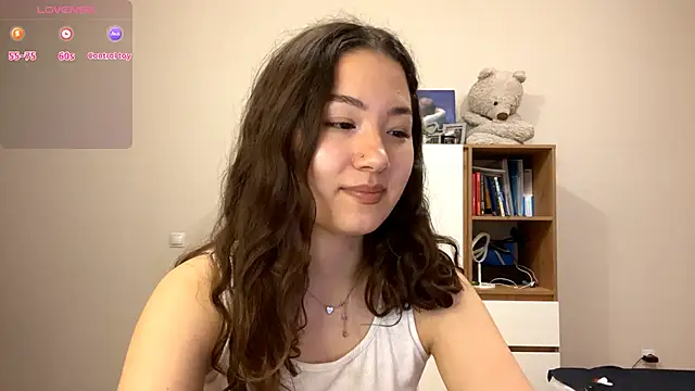 Sakuravice online show from November 18, 2025, 3:16 pm