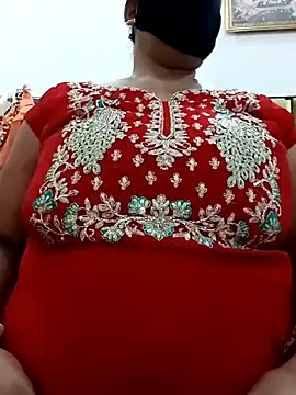 Snapshot of Rakhi_sawant143 chatting on October 26, 2025, 2:50 am Rakhi sawant143 online show from October 26, 2025, 2:50 am