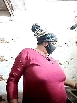 Rakhi sawant143 online show from January 7, 2026, 2:52 pm