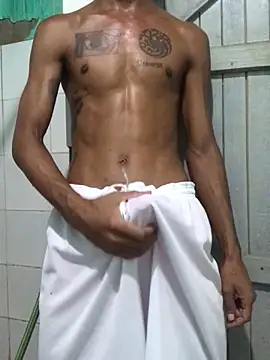 lcsexy45 online show from February 14, 2026, 4:15 pm