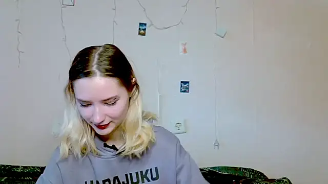  kikiclark   online show from September 26, 2025, 8:29 am