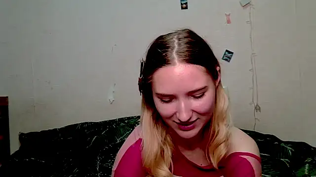  kikiclark   online show from October 16, 2025, 8:54 pm