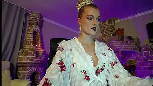 MysticVenus  online show from October 7, 2025, 4:59 pm