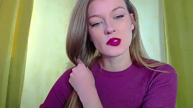 MysticVenus  online show from December 15, 2025, 8:07 am