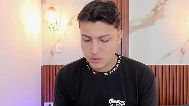 Snapshot of ActiSain chatting on September 19, 2025, 2:18 pm ActiSain online show from September 19, 2025, 2:18 pm