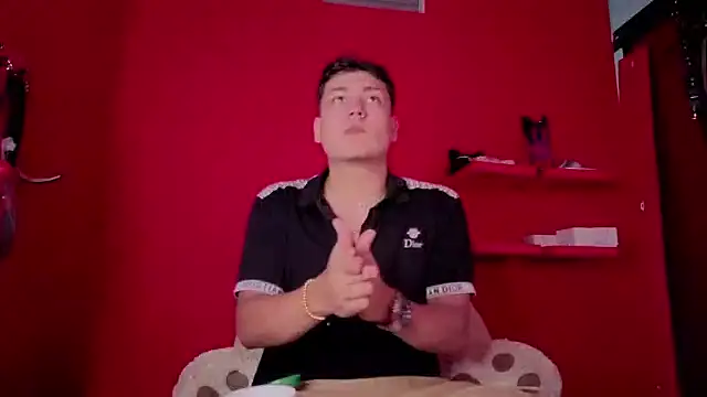 Snapshot of ActiSain chatting on October 3, 2025, 3:14 am ActiSain online show from October 3, 2025, 3:14 am