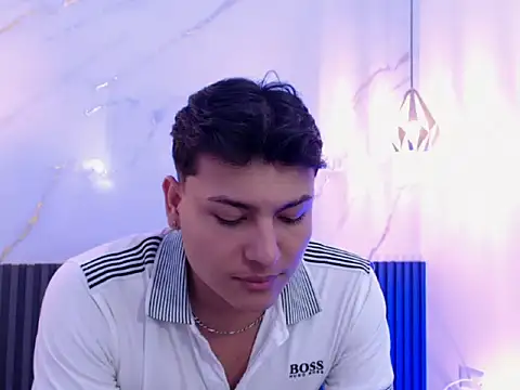 Snapshot of ActiSain chatting on October 8, 2025, 2:20 am ActiSain online show from October 8, 2025, 2:20 am