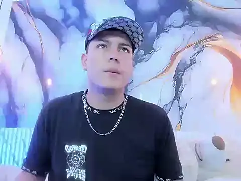 Snapshot of ActiSain chatting on October 17, 2025, 12:36 am ActiSain online show from October 17, 2025, 12:36 am