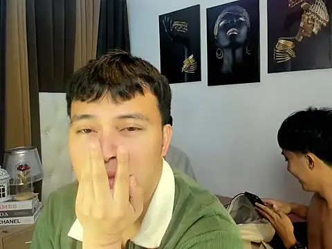 xxxhugecocktwinkxxx online show from November 12, 2025, 4:40 pm