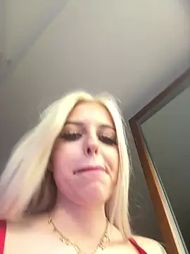 Steffi Snowbunny online show from July 22, 2026, 5:16 pm