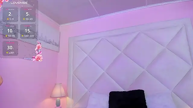 Miaa Smithh   online show from February 10, 2026, 11:25 am