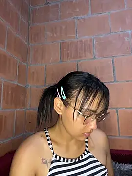 SARAH GM00 online show from September 10, 2025, 6:02 am