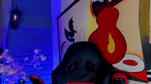 Snapshot of Cristal_Villael chatting on December 20, 2025, 3:13 am Cristal Villael online show from December 20, 2025, 3:13 am