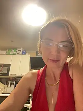 VasylynaLove421 online show from September 14, 2025, 7:35 pm
