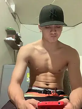 boyhot- - online show from September 13, 2025, 3:06 am