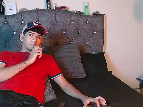 logan willyams  online show from September 20, 2025, 12:33 am