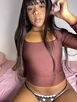 Snapshot of SereiaHott chatting on March 16, 2026, 5:02 am SereiaHott online show from March 16, 2026, 5:02 am