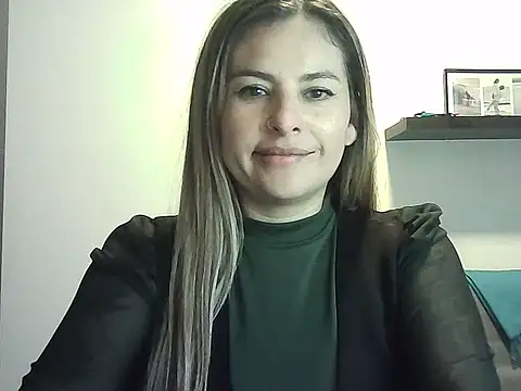 Valery  Rouse  online show from May 15, 2026, 8:16 pm