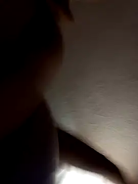 lixxie32 online show from September 10, 2025, 4:18 pm
