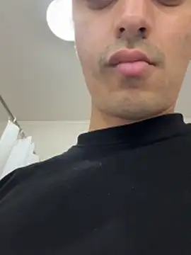 Merousexy282828 online show from April 30, 2026, 4:46 pm