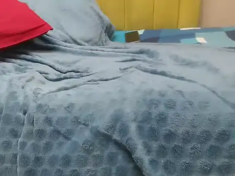 MissP11 online show from December 1, 2025, 4:45 pm