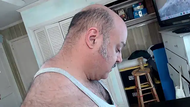 Snapshot of bullmusclejoe chatting on January 15, 2026, 1:43 am bullmusclejoe online show from January 15, 2026, 1:43 am