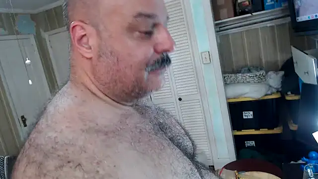 Snapshot of bullmusclejoe chatting on March 8, 2026, 2:04 am bullmusclejoe online show from March 8, 2026, 2:04 am