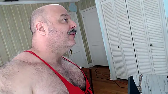 Snapshot of bullmusclejoe chatting on March 8, 2026, 8:34 pm bullmusclejoe online show from March 8, 2026, 8:34 pm