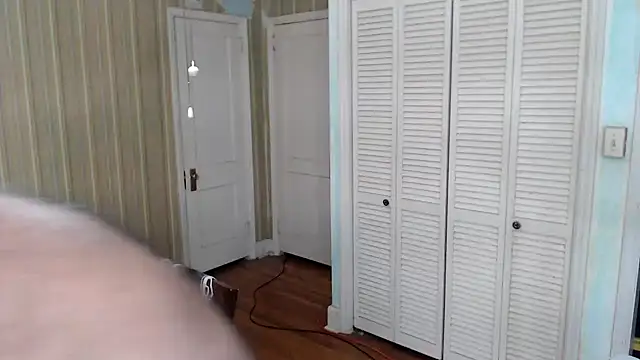 Snapshot of bullmusclejoe chatting on March 31, 2026, 5:13 pm bullmusclejoe online show from March 31, 2026, 5:13 pm