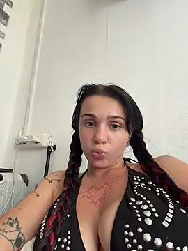 VendiMur online show from June 25, 2026, 1:05 am