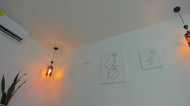 Snapshot of kaylajhonnes6 chatting on October 23, 2025, 1:21 pm kaylajhonnes6 online show from October 23, 2025, 1:21 pm