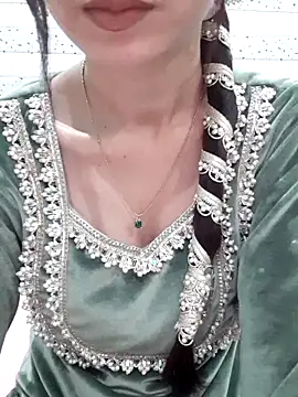 siya rani67 online show from February 19, 2026, 6:31 am