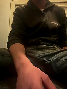 Snapshot of 420boy__ chatting on October 24, 2025, 4:47 pm 420boy online show from October 24, 2025, 4:47 pm