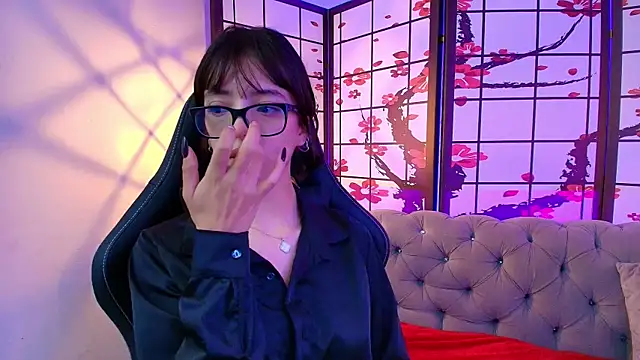 Snapshot of Sweet_1Angel chatting on October 7, 2025, 12:35 pm Sweet 1Angel online show from October 7, 2025, 12:35 pm