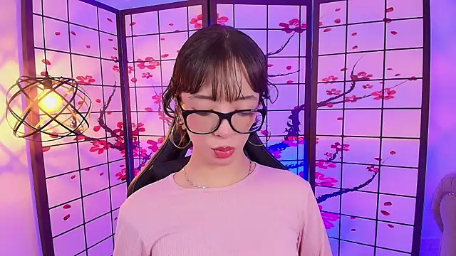 Snapshot of Sweet_1Angel chatting on October 21, 2025, 11:55 am Sweet 1Angel online show from October 21, 2025, 11:55 am