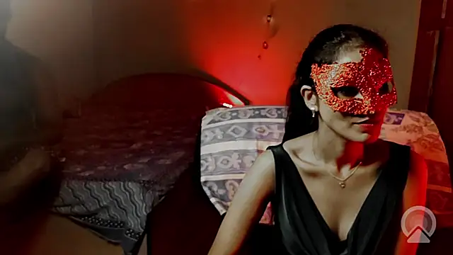 royeoy22 online show from October 6, 2025, 12:24 pm