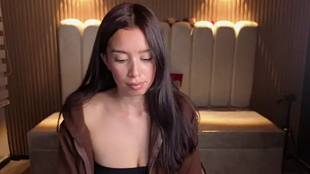 Snapshot of _Mia_Evans_1 chatting on April 10, 2026, 7:40 pm Mia Evans 1 online show from April 10, 2026, 7:40 pm