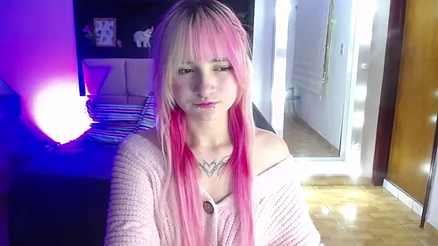  Charlotte Collins  online show from June 19, 2026, 3:38 pm